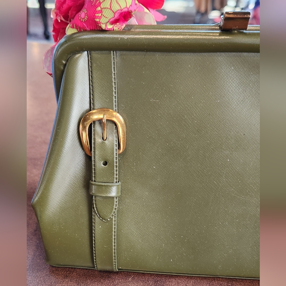 Vintage Green Leather Stylemark Purse - Picture 6 of 9